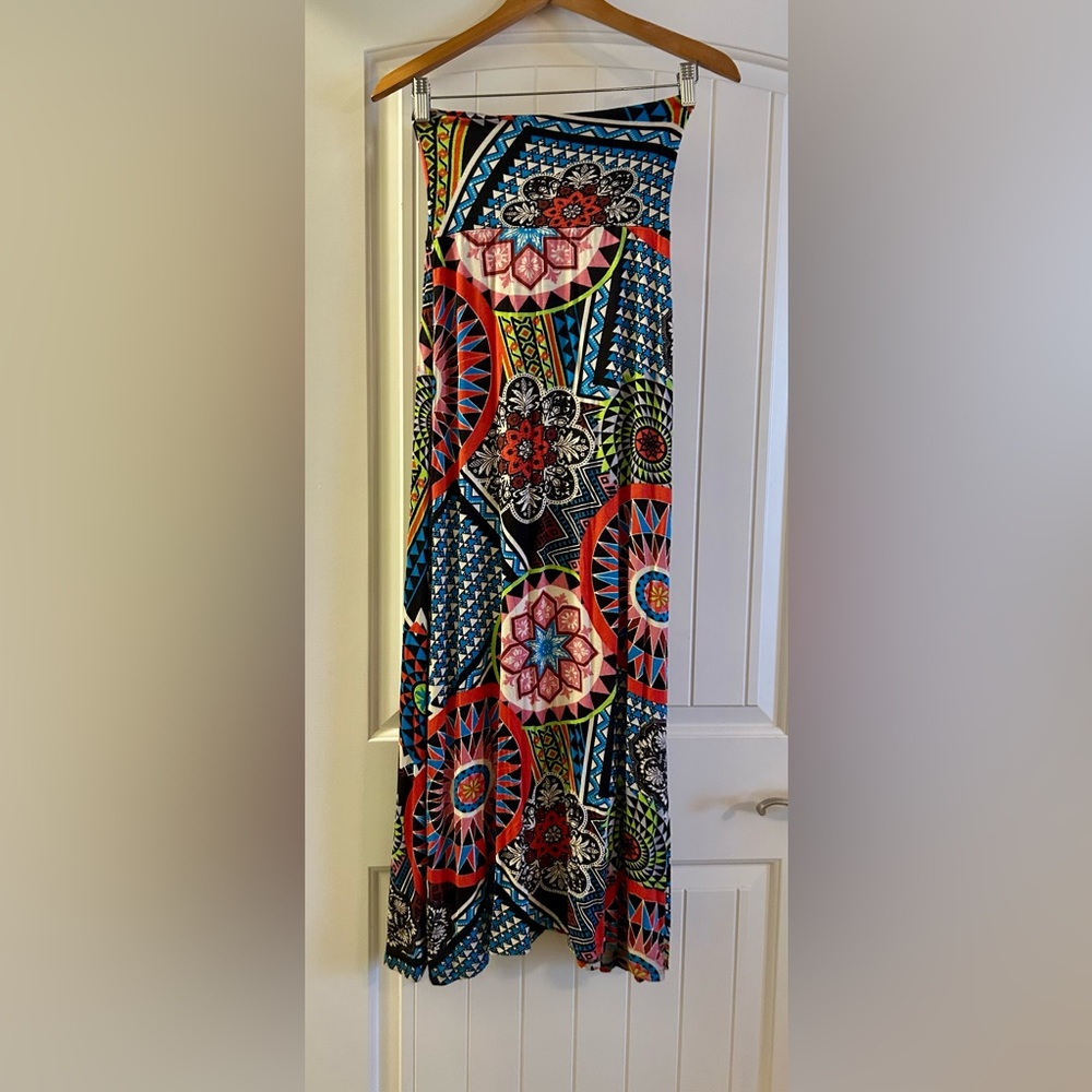 B Envied Rayon Maxi Skirt.  Size Small.
